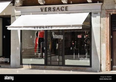 versace venezia foto|Versace Venezia San Moise Boutique .